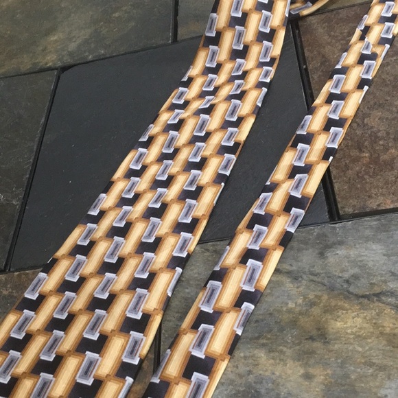 Pierre Cardin four-inch Tie - Picture 5 of 6